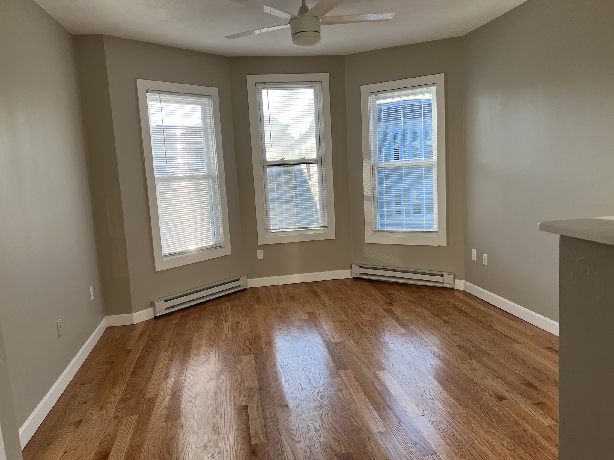 1 bed, 1 bath apartment for rent at 1084 Dorchester Ave Unit 2, Dorchester — photo 5 of 10