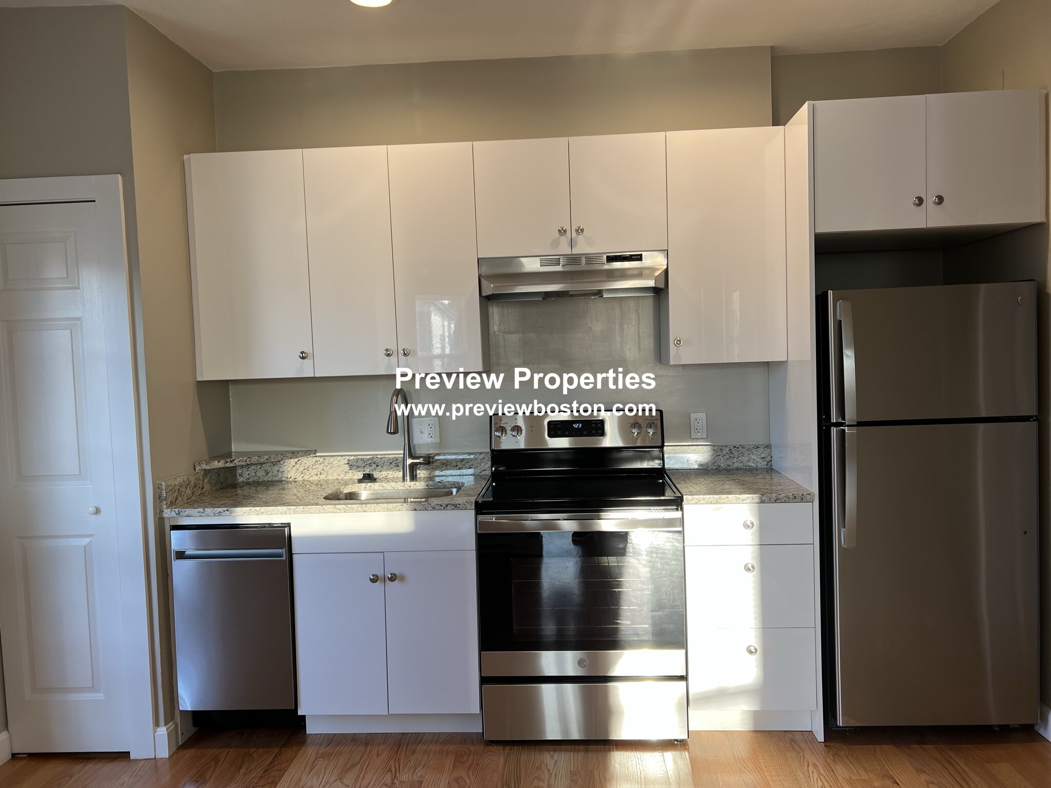 1 bed, 1 bath apartment for rent at 1084 Dorchester Ave Unit 2P, Dorchester — photo 4 of 9