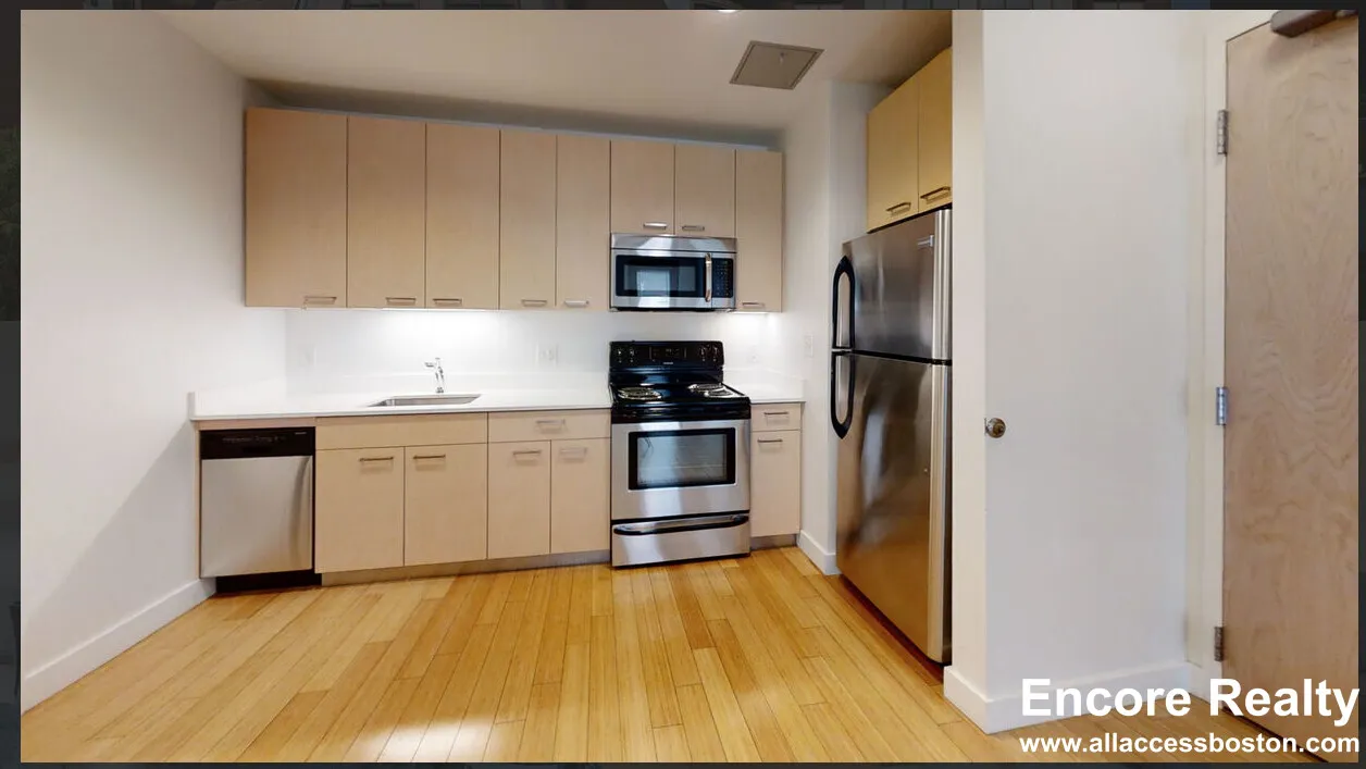 1 bed, 1 bath apartment for rent at 1085 Boylston St Unit 103, Fenway — photo 2 of 18
