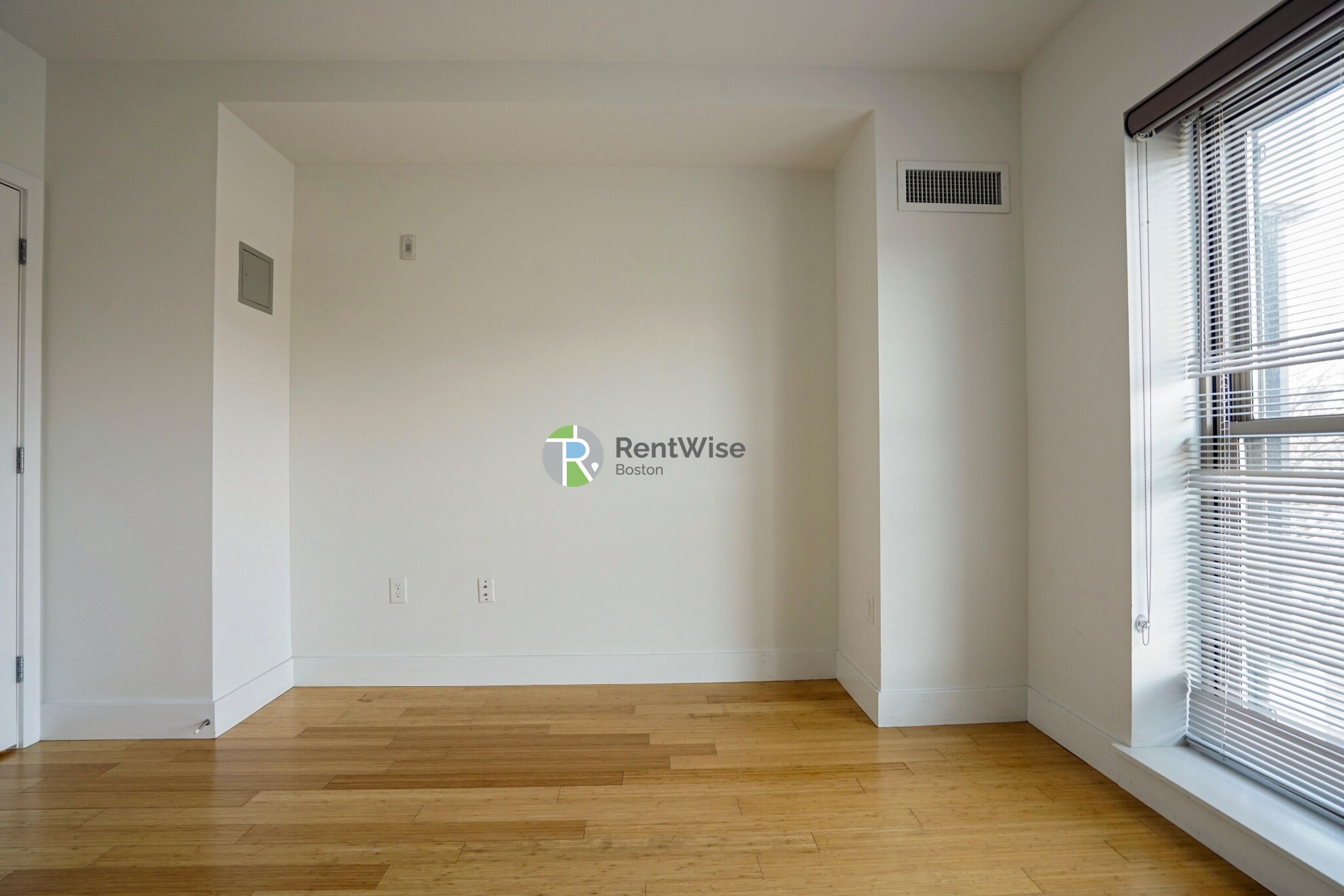 1 bed, 1 bath apartment for rent at 1085 Boylston St Unit 202, Fenway — photo 5 of 15