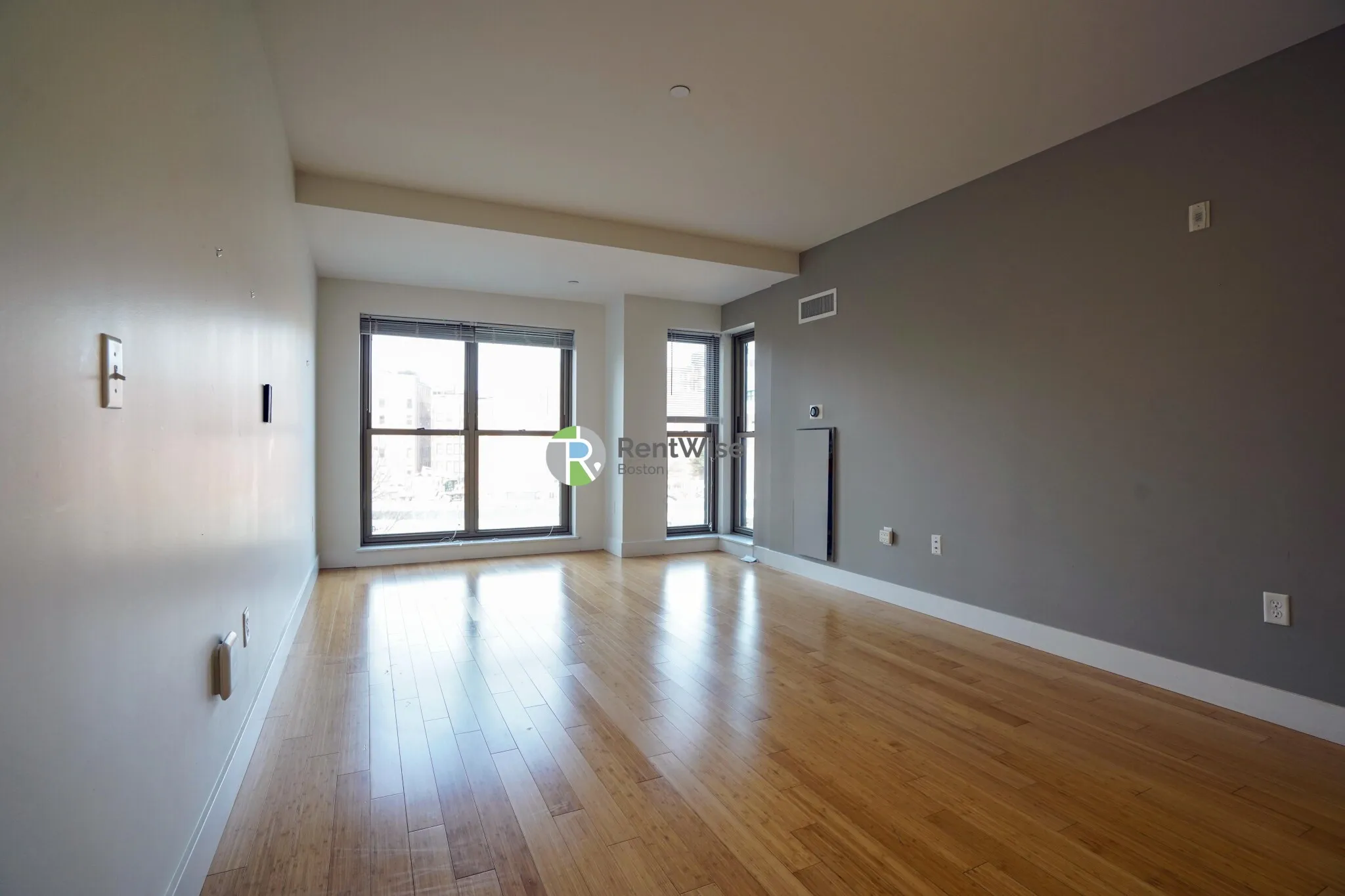 1 bed, 1 bath apartment for rent at 1085 Boylston St Unit 404, Fenway — photo 2 of 15