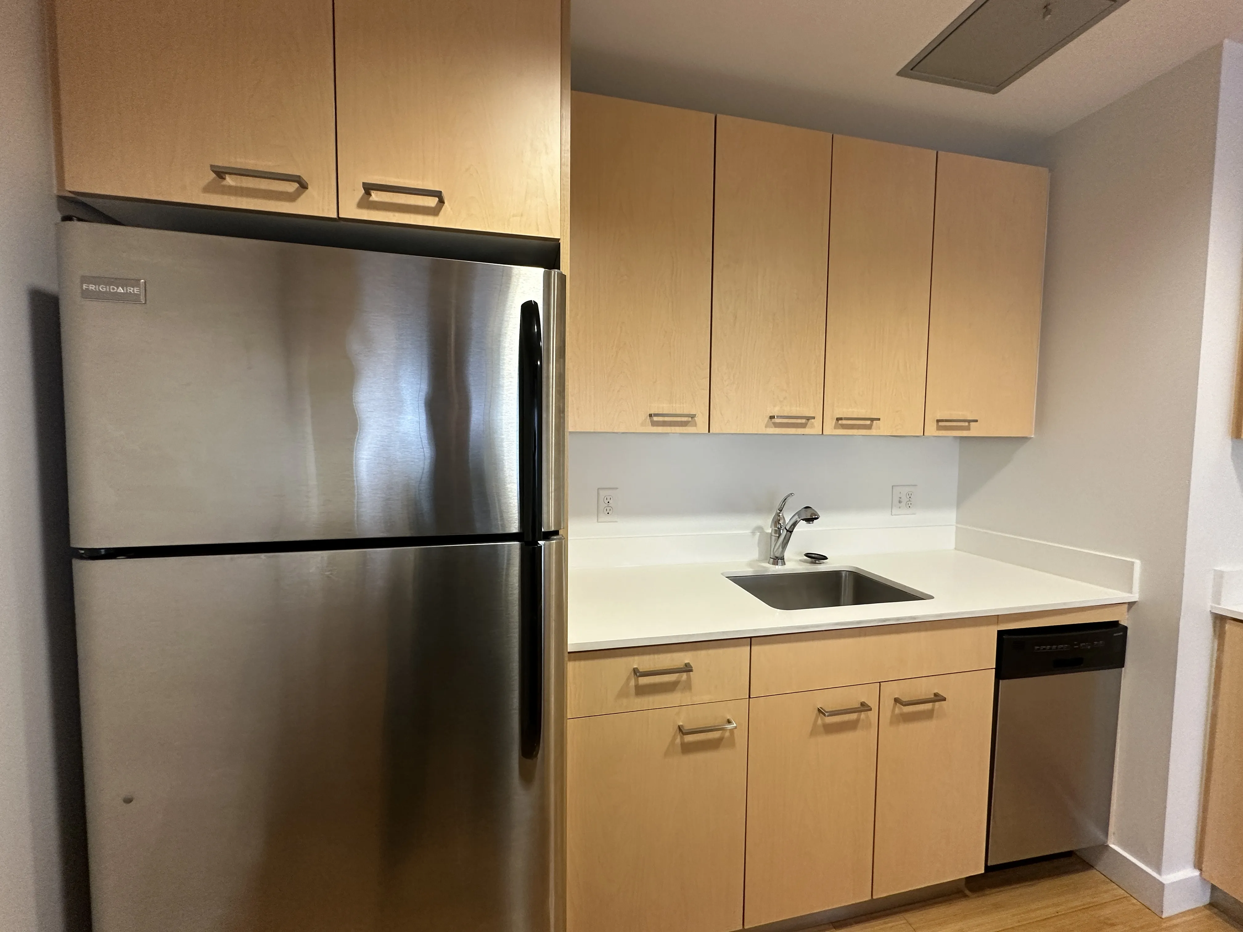 1 bed, 1 bath apartment for rent at 1085 Boylston St Unit Ph03, Fenway — photo 11 of 28