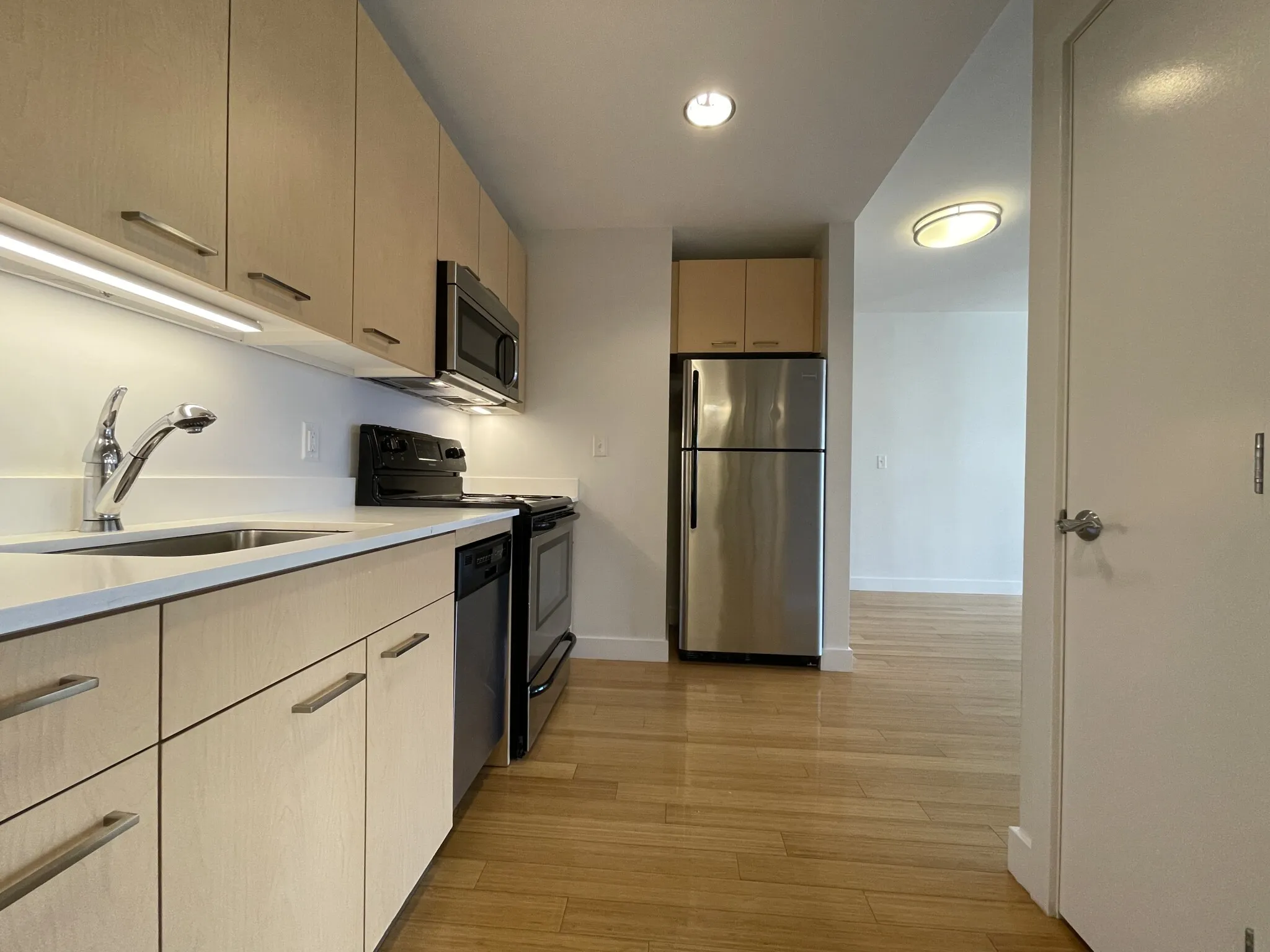 1 bed, 1 bath apartment for rent at 1085 Boylston St Unit PH04, Fenway — photo 2 of 15