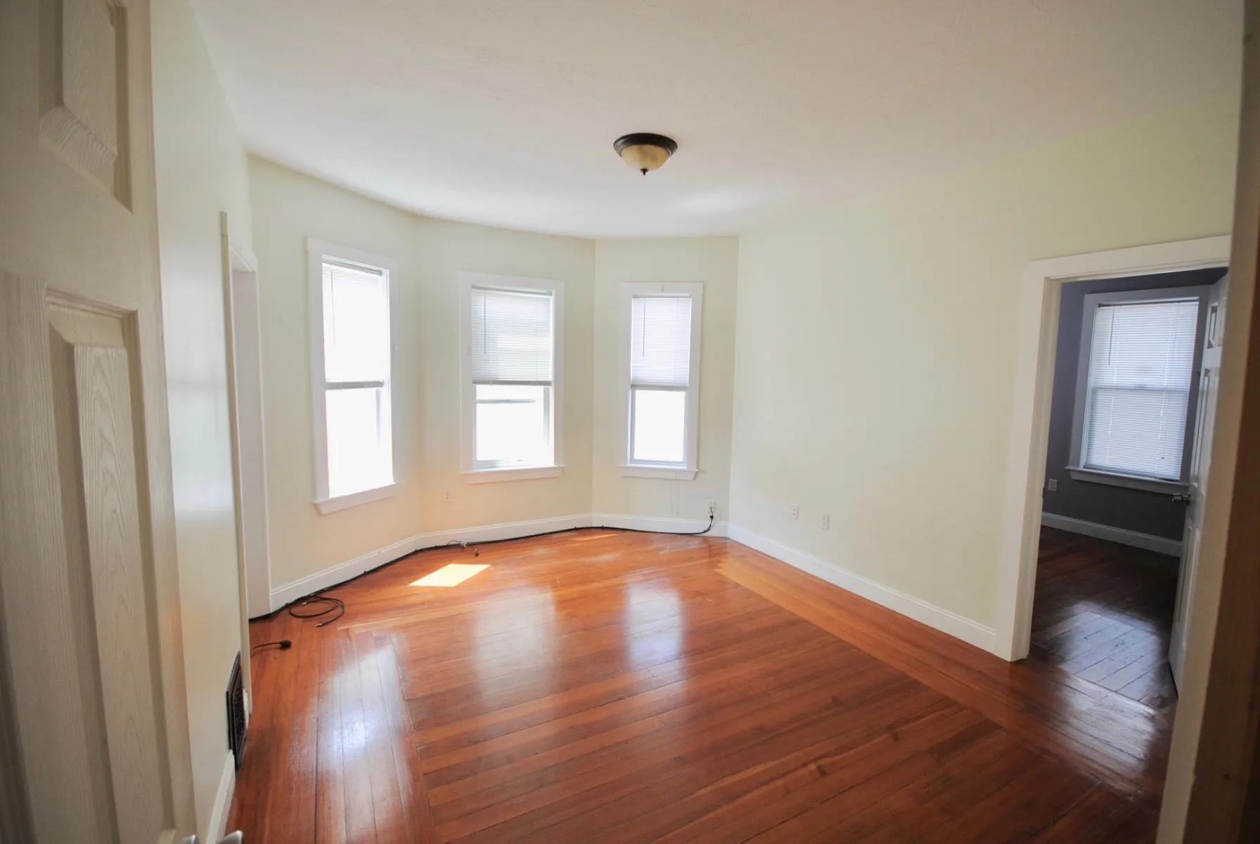 4 bed, 1.5 bath apartment for rent at 1085 Dorchester Ave Unit 3, Dorchester — photo 2 of 12