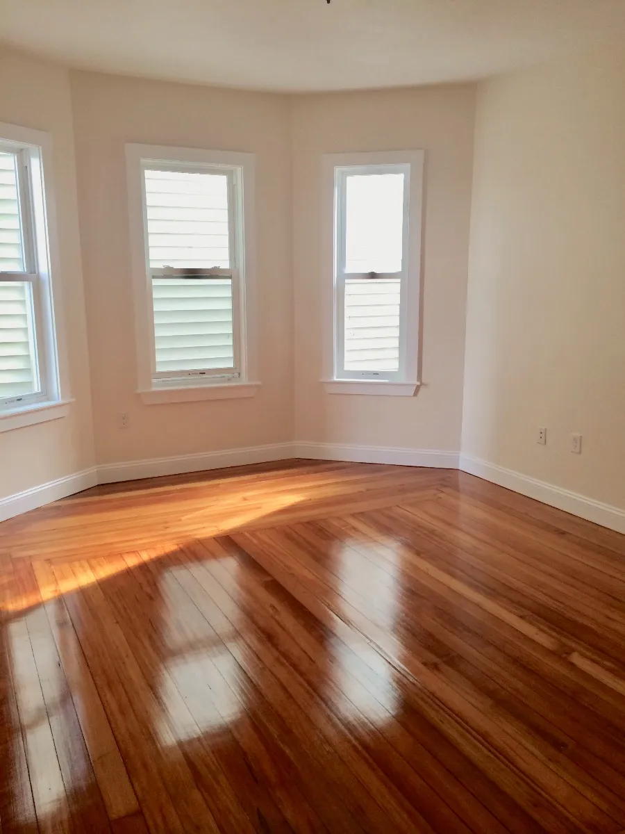 4 bed, 1.5 bath apartment for rent at 1085 Dorchester Ave Unit 3, Dorchester — photo 3 of 12