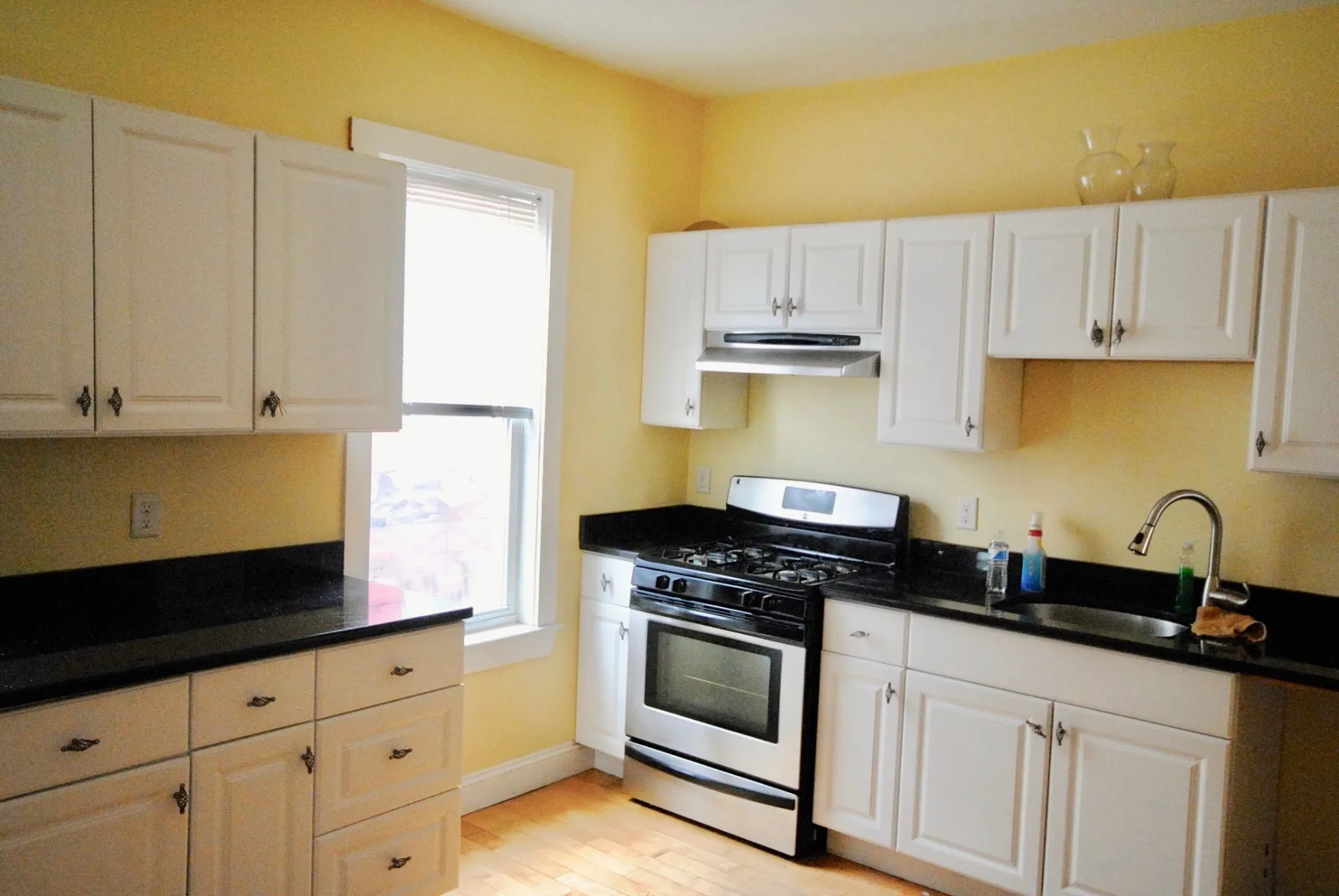 4 bed, 1.5 bath apartment for rent at 1085 Dorchester Ave Unit 3, Dorchester