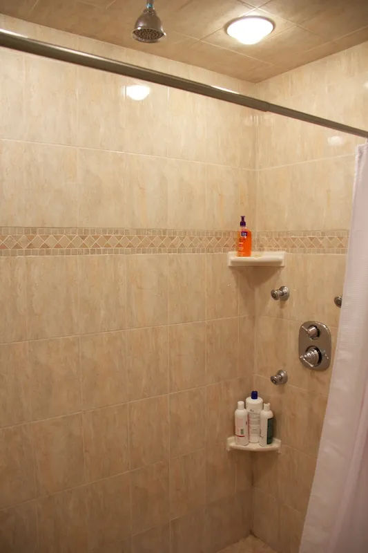 3 bed, 2 bath apartment for rent at 1089 Beacon St Unit 1, Longwood — photo 12 of 14