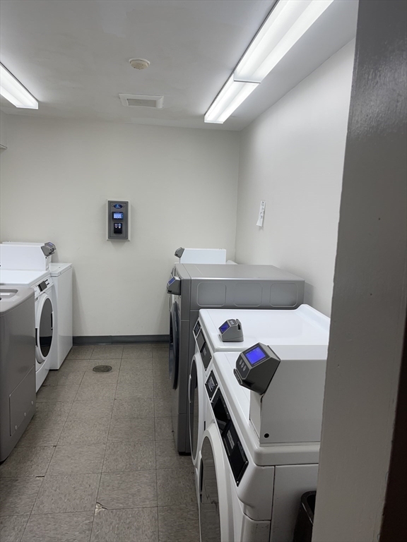 2 bed, 1 bath apartment for rent at 109-111 Tremont St Unit 402, Brighton — photo 6 of 6
