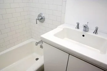 Studio bed, 1 bath apartment for rent at 109–111 Tremont St Unit 510, Brighton — photo 3 of 6