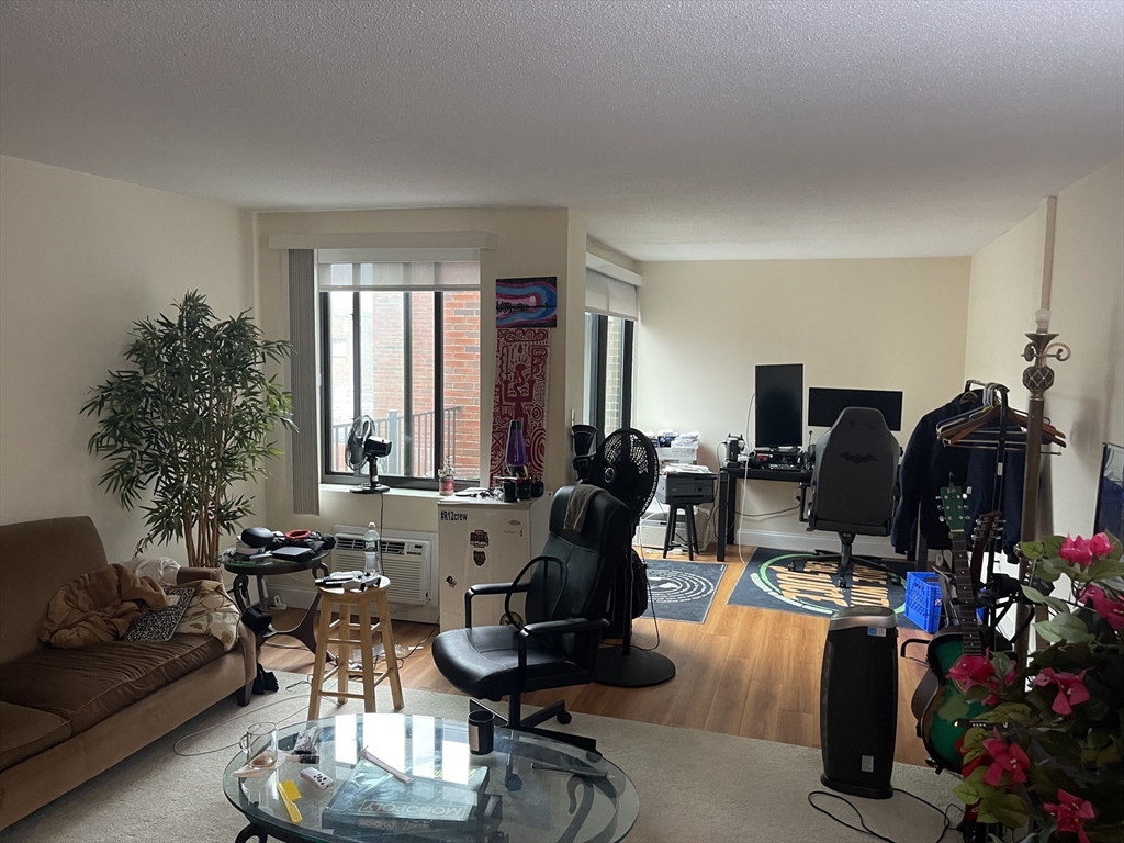 1 bed, 1 bath apartment for rent at 109-111 Tremont St Unit 516, Boston — photo 2 of 13