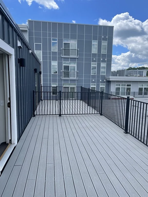 1 bed, 1 bath apartment for rent at 109–111 Tremont St Unit 611, Brighton — photo 8 of 8