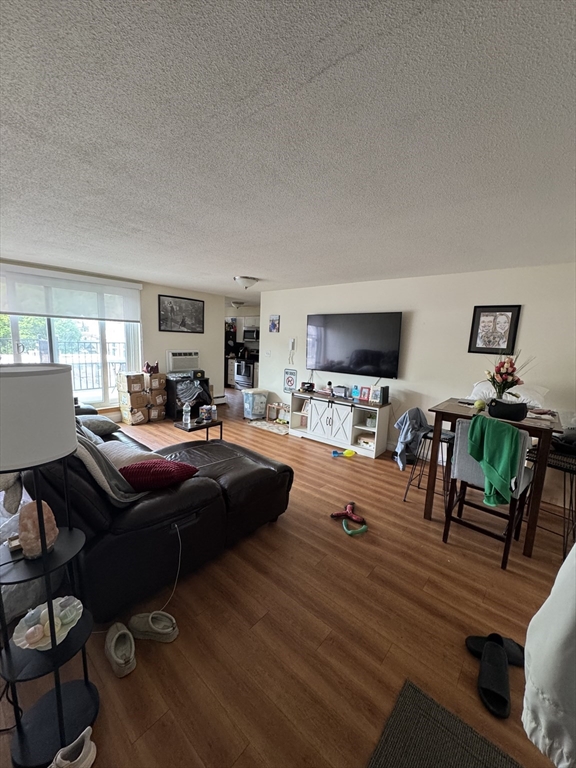2 bed, 1 bath apartment for rent at 109-111 Tremont St Unit 616, Boston — photo 3 of 9