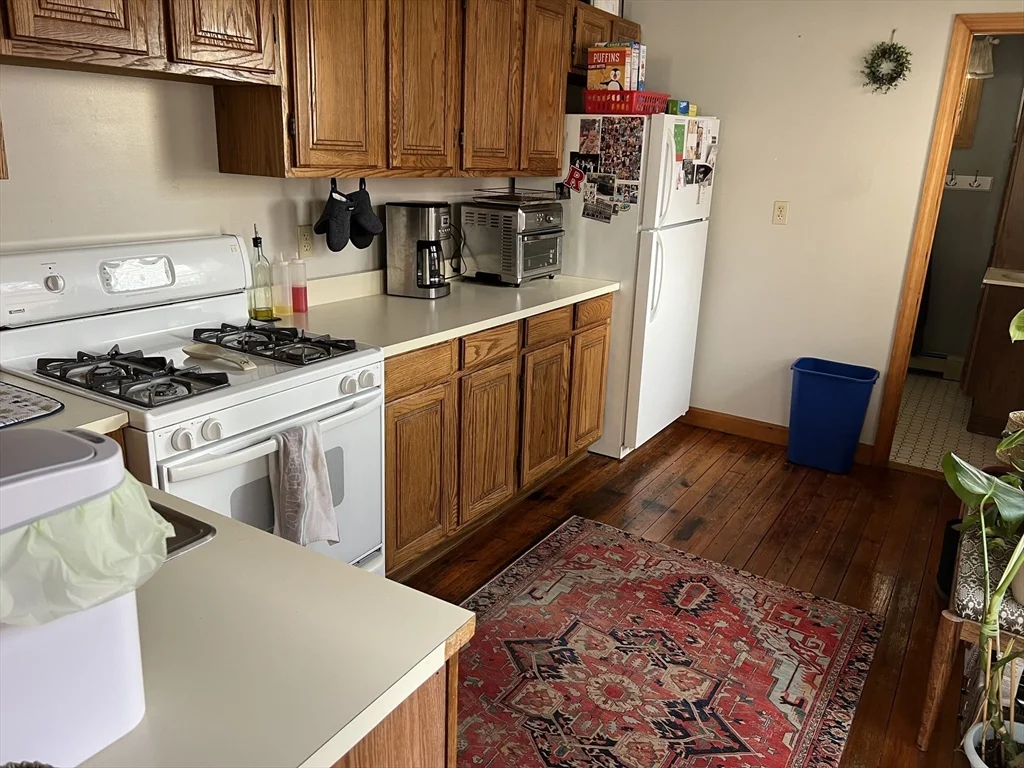 1 bed, 1 bath apartment for rent at 109 Bartlett St Unit 2, Charlestown — photo 5 of 17