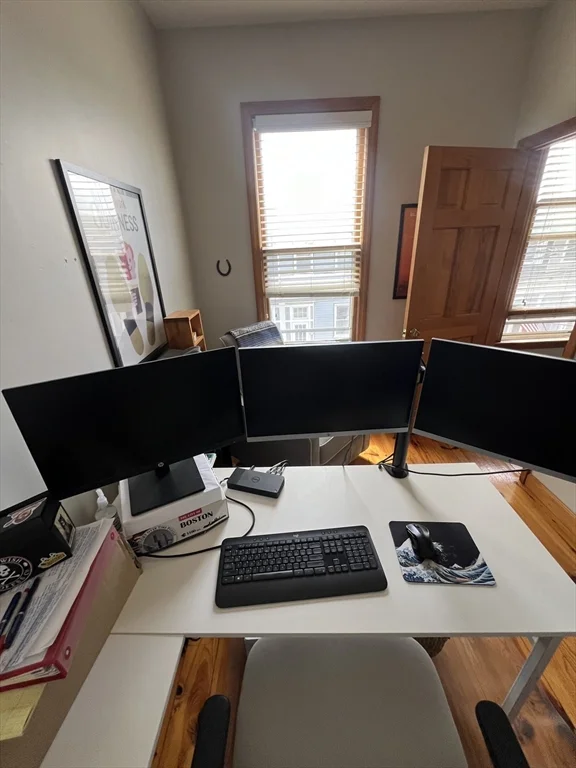 1 bed, 1 bath apartment for rent at 109 Bartlett St Unit 2, Charlestown — photo 11 of 17