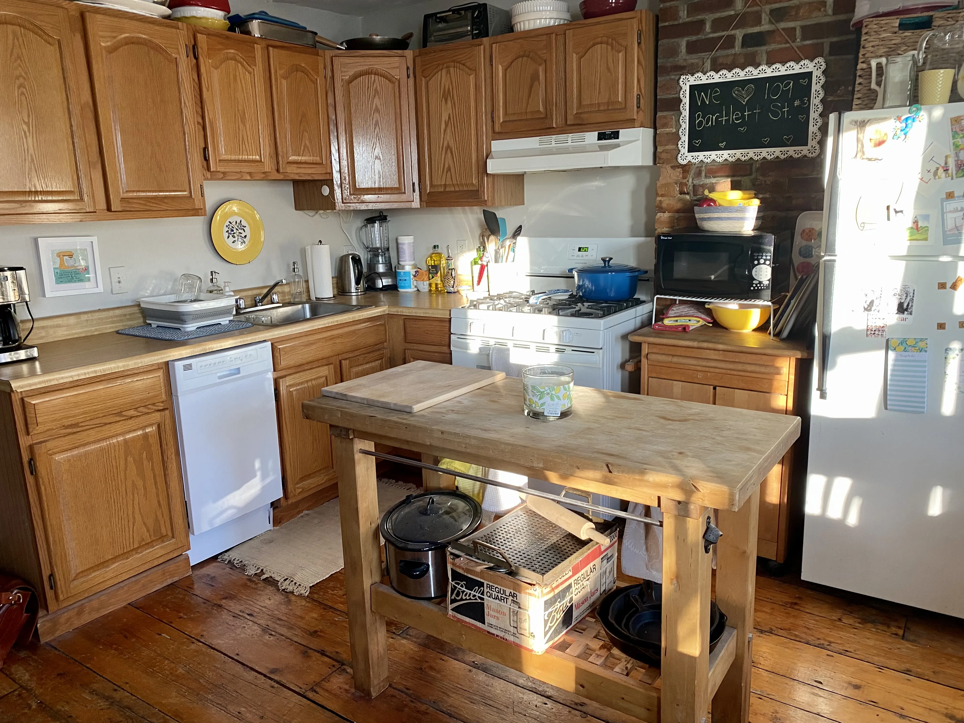 1 bed, 1 bath apartment for rent at 109 Bartlett St Unit 3, Charlestown — photo 3 of 20