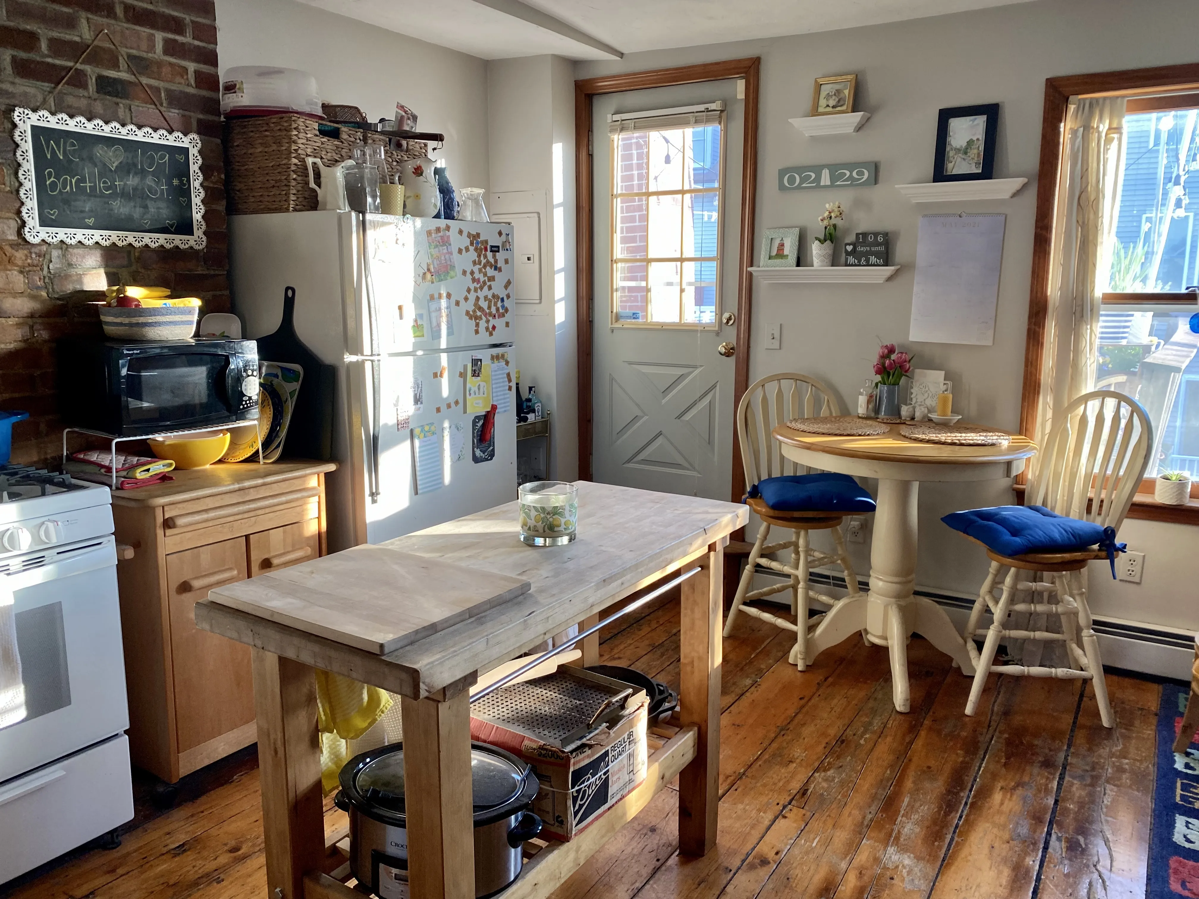 1 bed, 1 bath apartment for rent at 109 Bartlett St Unit 3, Charlestown — photo 2 of 20