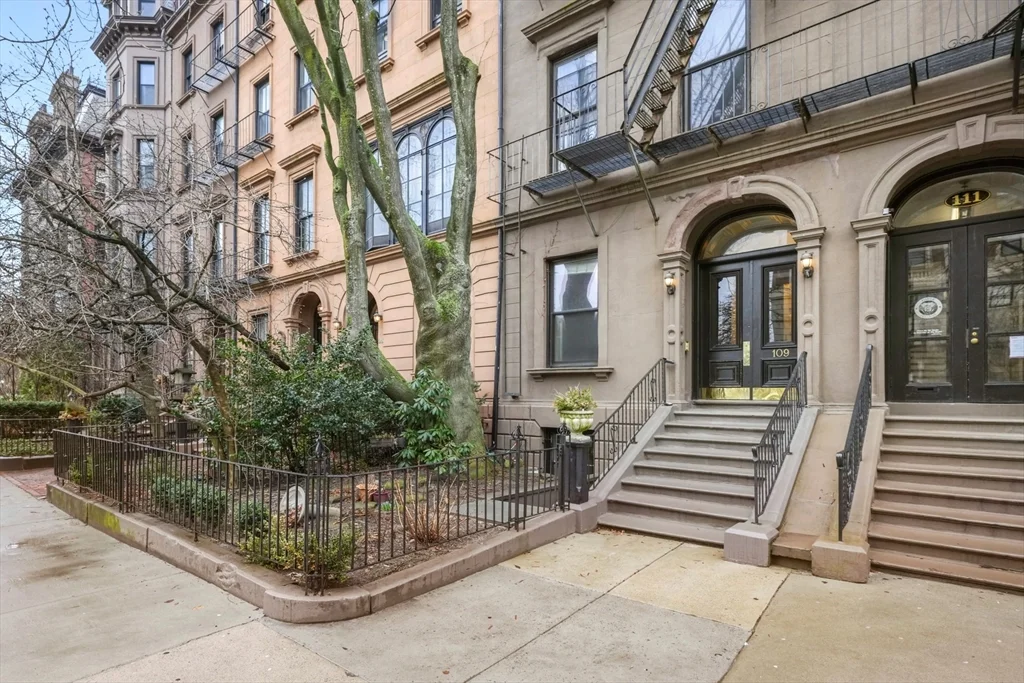 2 bed, 1 bath apartment for rent at 109 Beacon St Unit 2, Back Bay — photo 10 of 10