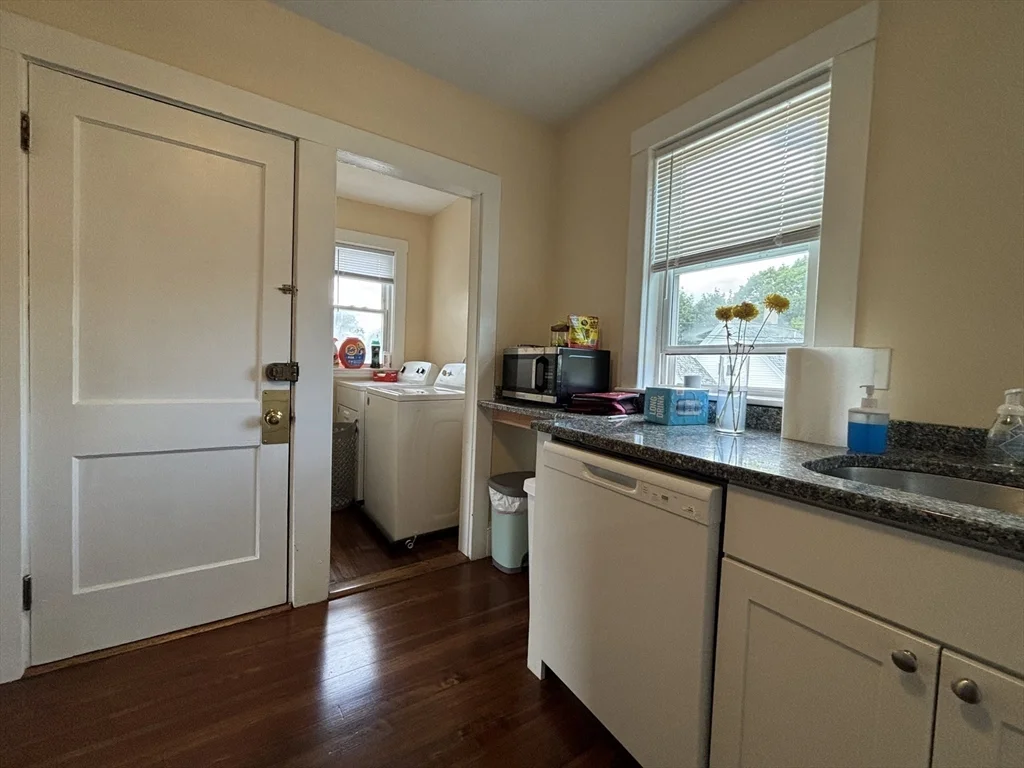 2 bed, 1 bath apartment for rent at 109 Birch St Unit 3, Roslindale — photo 3 of 15