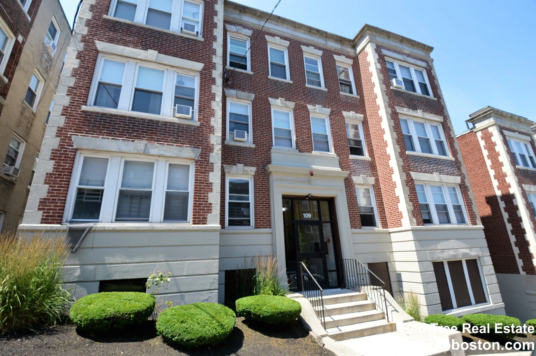 2 bed, 1 bath apartment for rent at 109 Brainerd Rd Unit 1, Brighton — photo 7 of 9