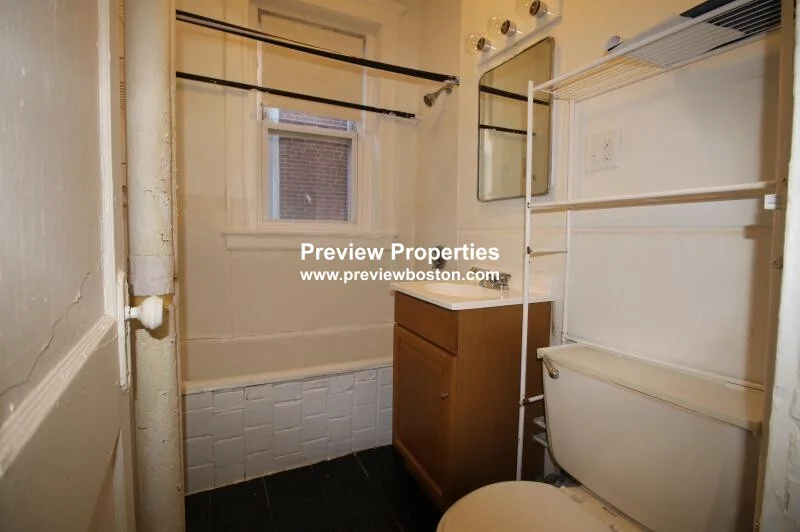2 bed, 1 bath apartment for rent at 109 Brainerd Rd Unit 2P, Allston — photo 11 of 16