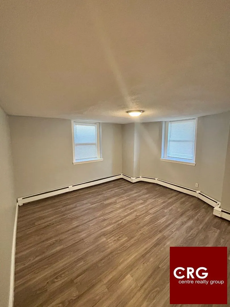3 bed, 1 bath apartment for rent at 109 Broad St Unit 3B, Lynn — photo 13 of 13