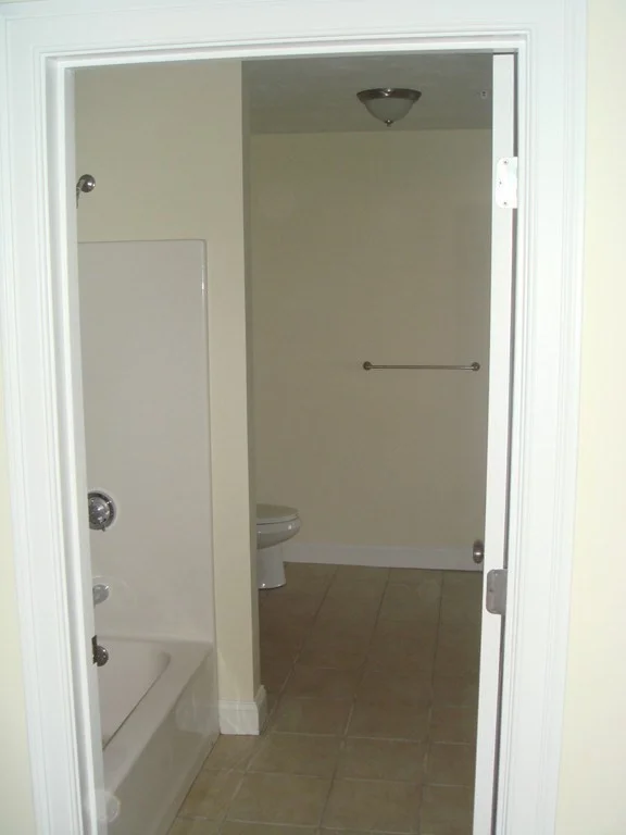 1 bed, 1 bath apartment for rent at 109 California Ave Unit 104, Quincy — photo 5 of 6