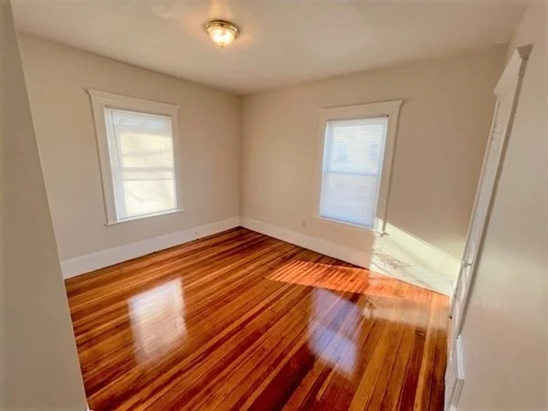 3 bed, 1 bath apartment for rent at 109 Capen St Unit 3, Dorchester — photo 7 of 11