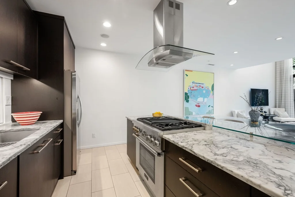 3 bed, 3 bath apartment for rent at 109 Chandler St Unit 1, South End — photo 14 of 36