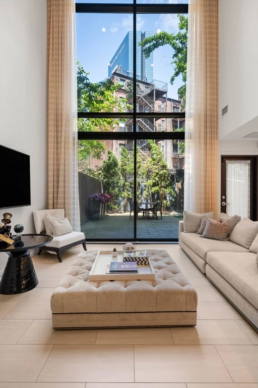 3 bed, 3 bath apartment for rent at 109 Chandler St Unit 1, South End