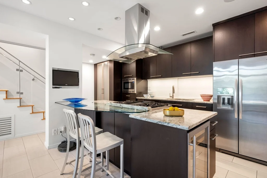 3 bed, 3 bath apartment for rent at 109 Chandler St Unit 1, South End — photo 12 of 36