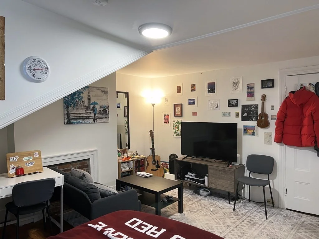 Studio bed, 1 bath apartment for rent at 109 Charles St Unit 6, Beacon Hill — photo 3 of 11