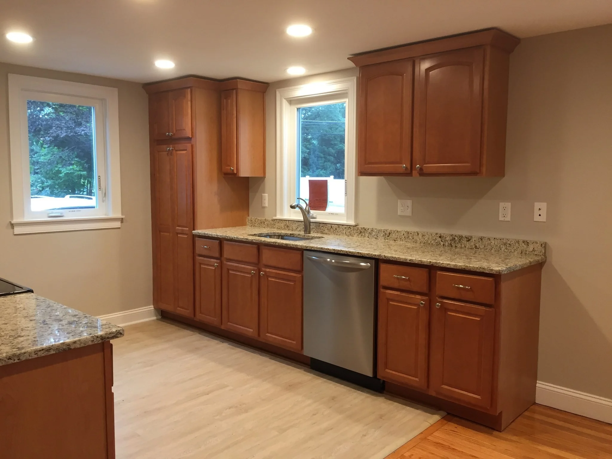2 bed, 2 bath apartment for rent at 109 Clinton Rd Unit 1, Sterling — photo 5 of 19