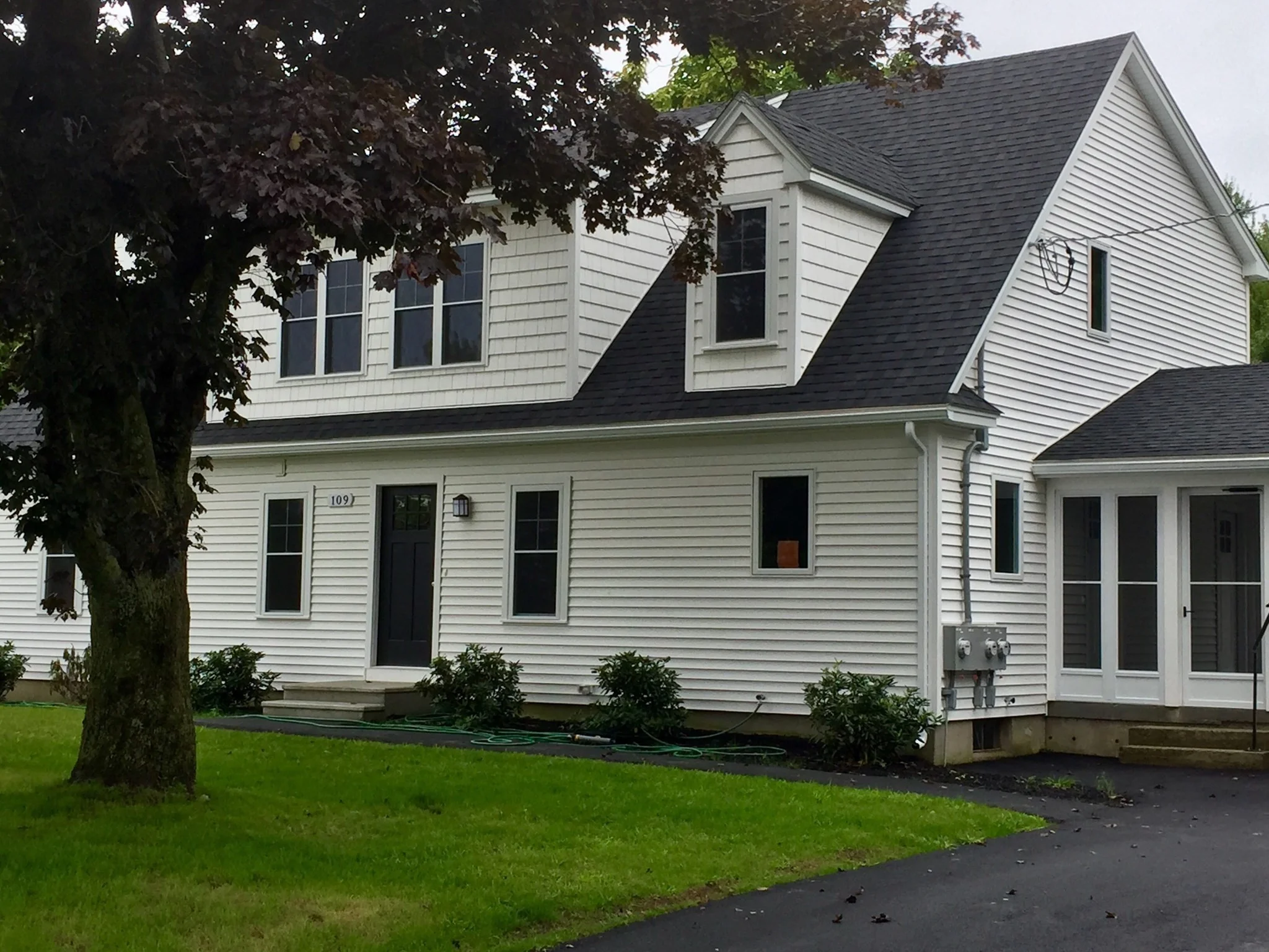 2 bed, 2 bath apartment for rent at 109 Clinton Rd Unit 1, Sterling
