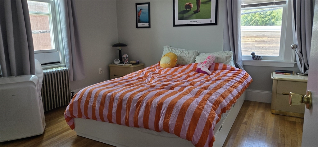 2 bed, 1 bath apartment for rent at 109 Cushing Unit 2, West Cambridge — photo 5 of 10
