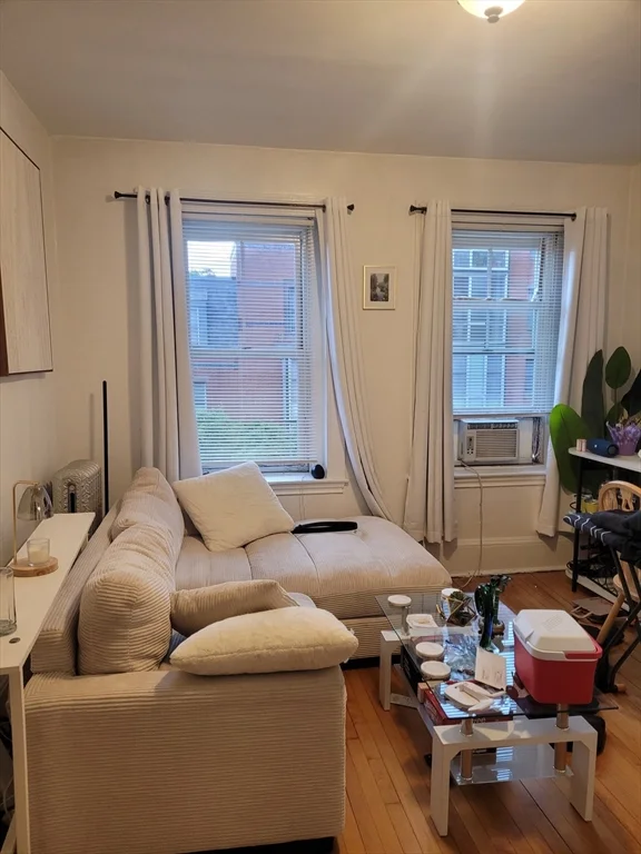1 bed, 1 bath apartment for rent at 109 Dartmouth St Unit 25, South End — photo 3 of 9