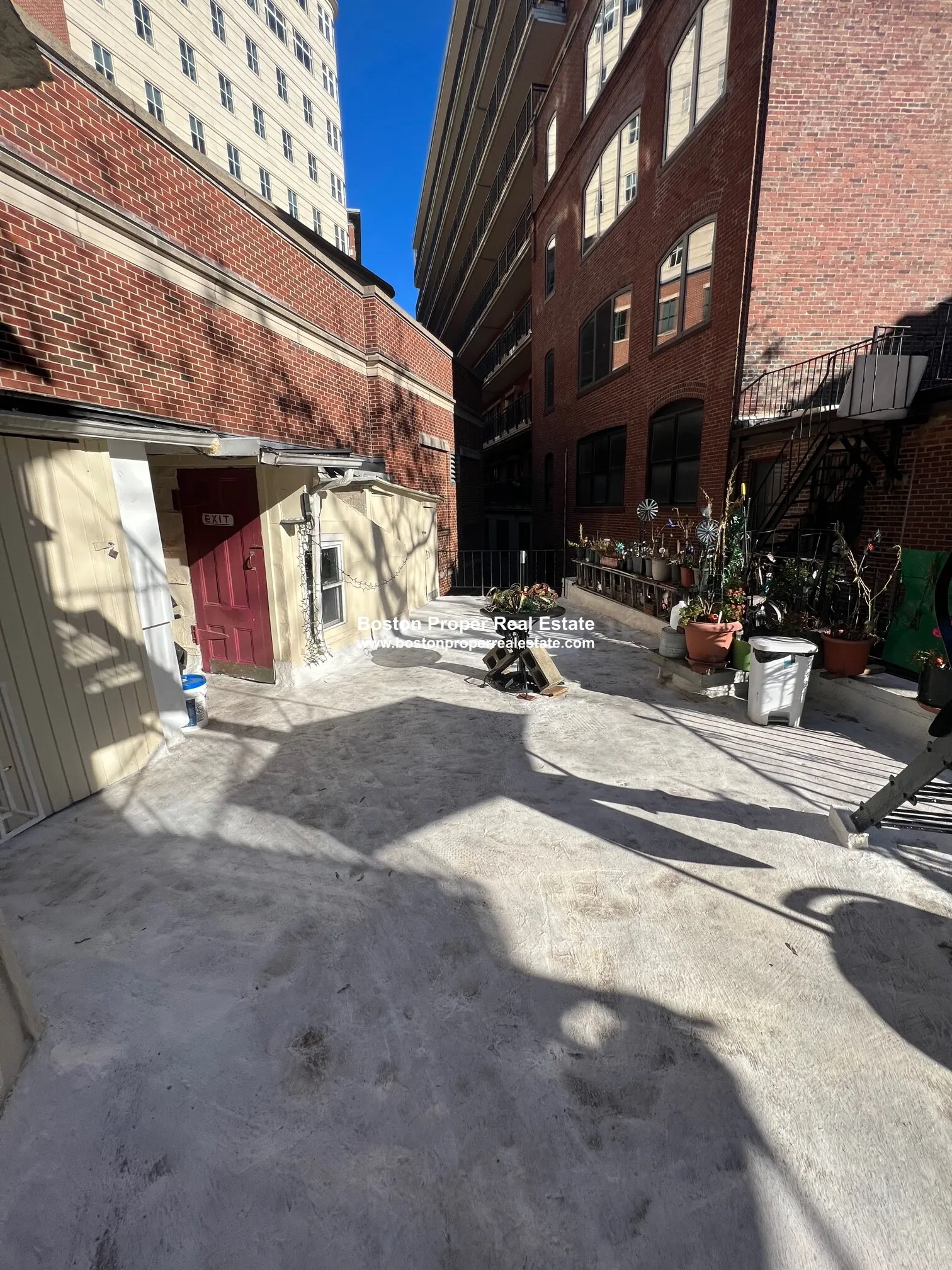Studio bed, 1 bath apartment for rent at 109 Dartmouth St Unit 27, South End — photo 11 of 12