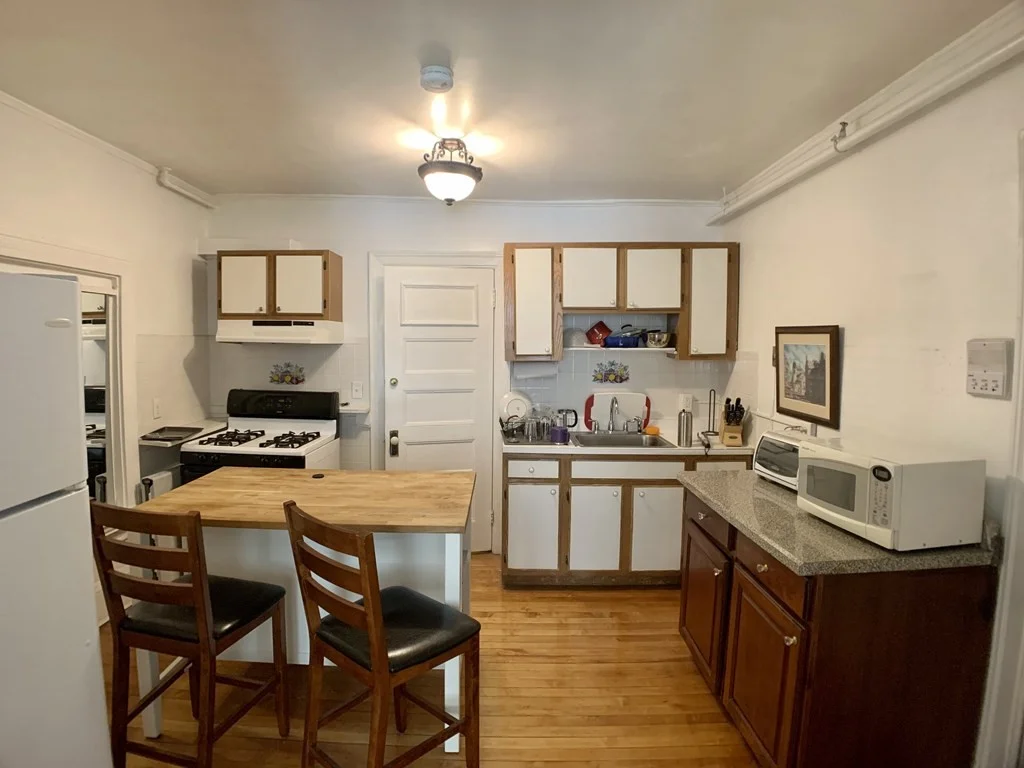 Studio bed, 1 bath apartment for rent at 109 Dartmouth St Unit 3, Back Bay — photo 10 of 13