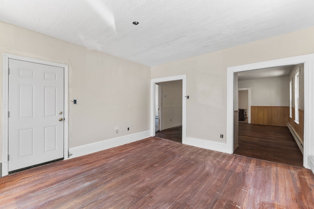 2 bed, 1 bath apartment for rent at 109 Davis St Unit 1, New Bedford — photo 10 of 21