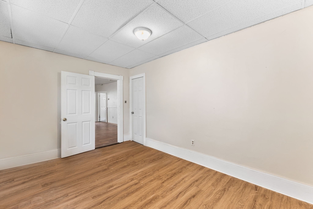 2 bed, 1 bath apartment for rent at 109 Davis St Unit 1, New Bedford — photo 6 of 21
