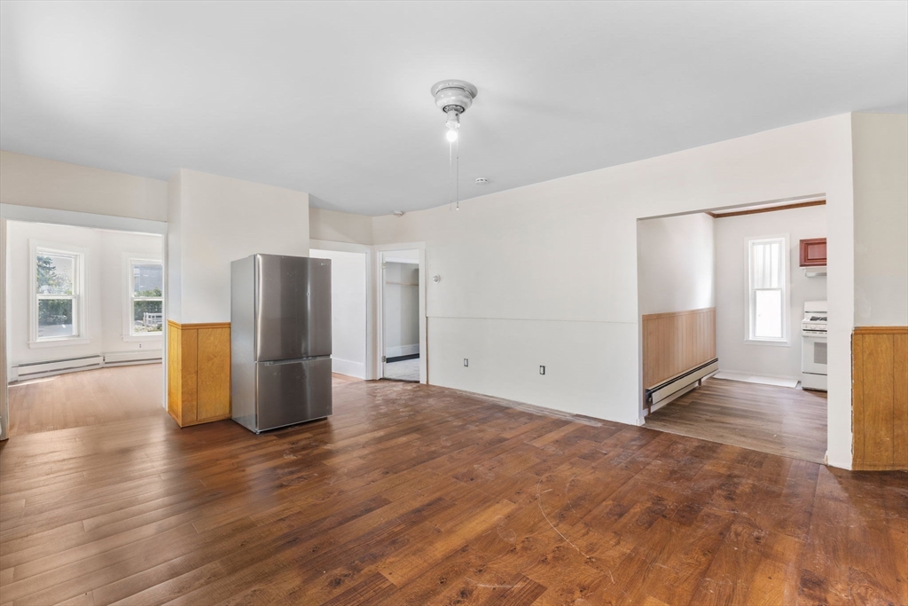 2 bed, 1 bath apartment for rent at 109 Davis St Unit 1, New Bedford — photo 17 of 21