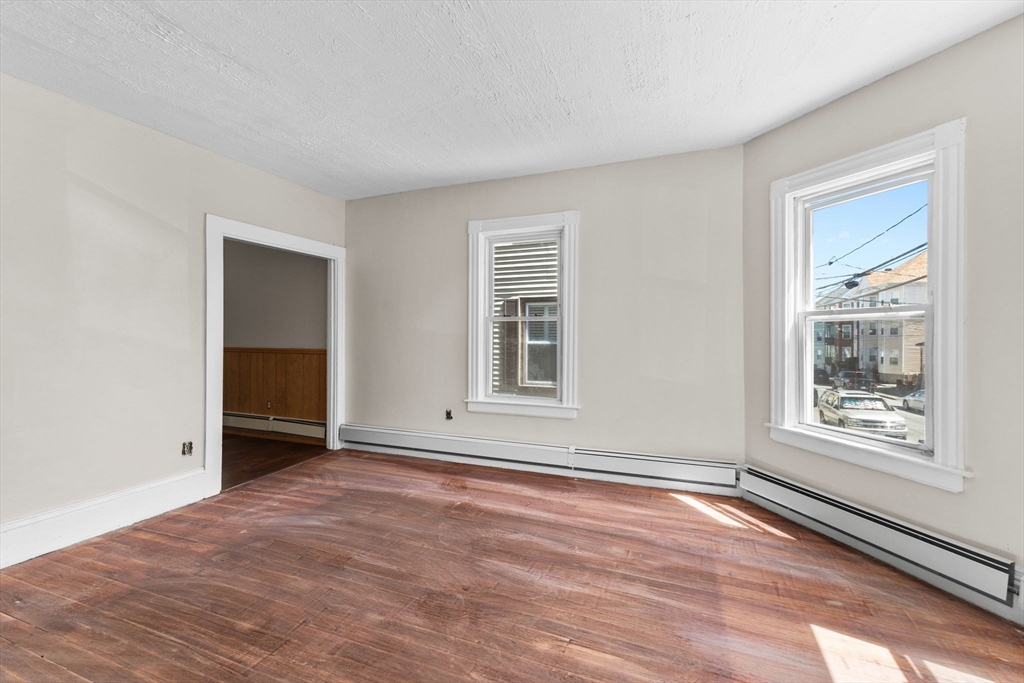 2 bed, 1 bath apartment for rent at 109 Davis St Unit 1, New Bedford — photo 11 of 21