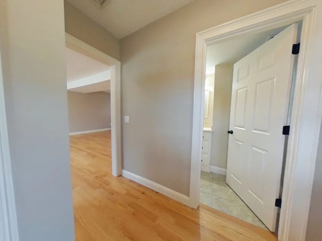 4 bed, 3 bath apartment for rent at 109 Farwell St Unit 109, Nonantum — photo 10 of 20