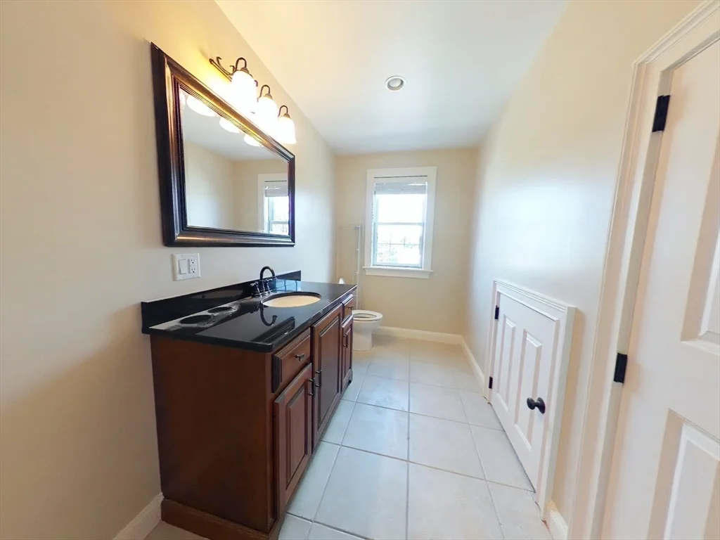 4 bed, 3 bath apartment for rent at 109 Farwell St Unit 109, Nonantum — photo 13 of 20