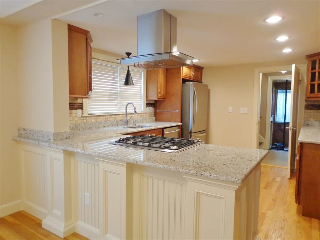 2 bed, 1 bath apartment for rent at 109 Fayette St Unit 2, Watertown — photo 4 of 14