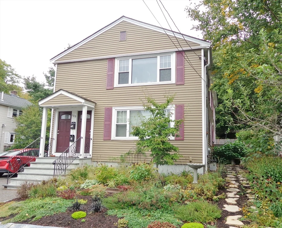 2 bed, 1 bath apartment for rent at 109 Fayette St Unit 2, Watertown — photo 1 of 14