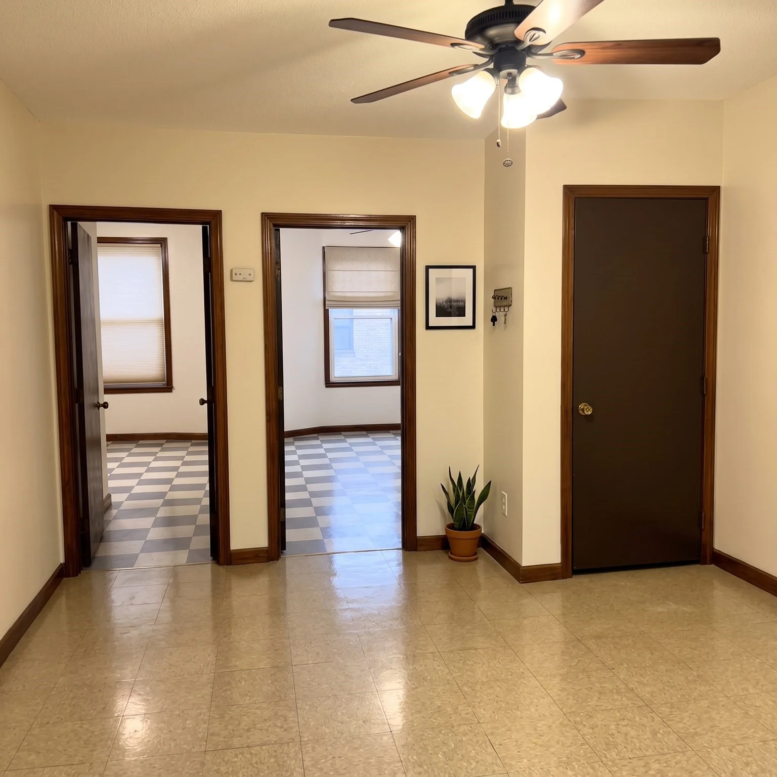 2 bed, 1 bath apartment for rent at 109 Garden St Unit 2, Lawrence — photo 9 of 12