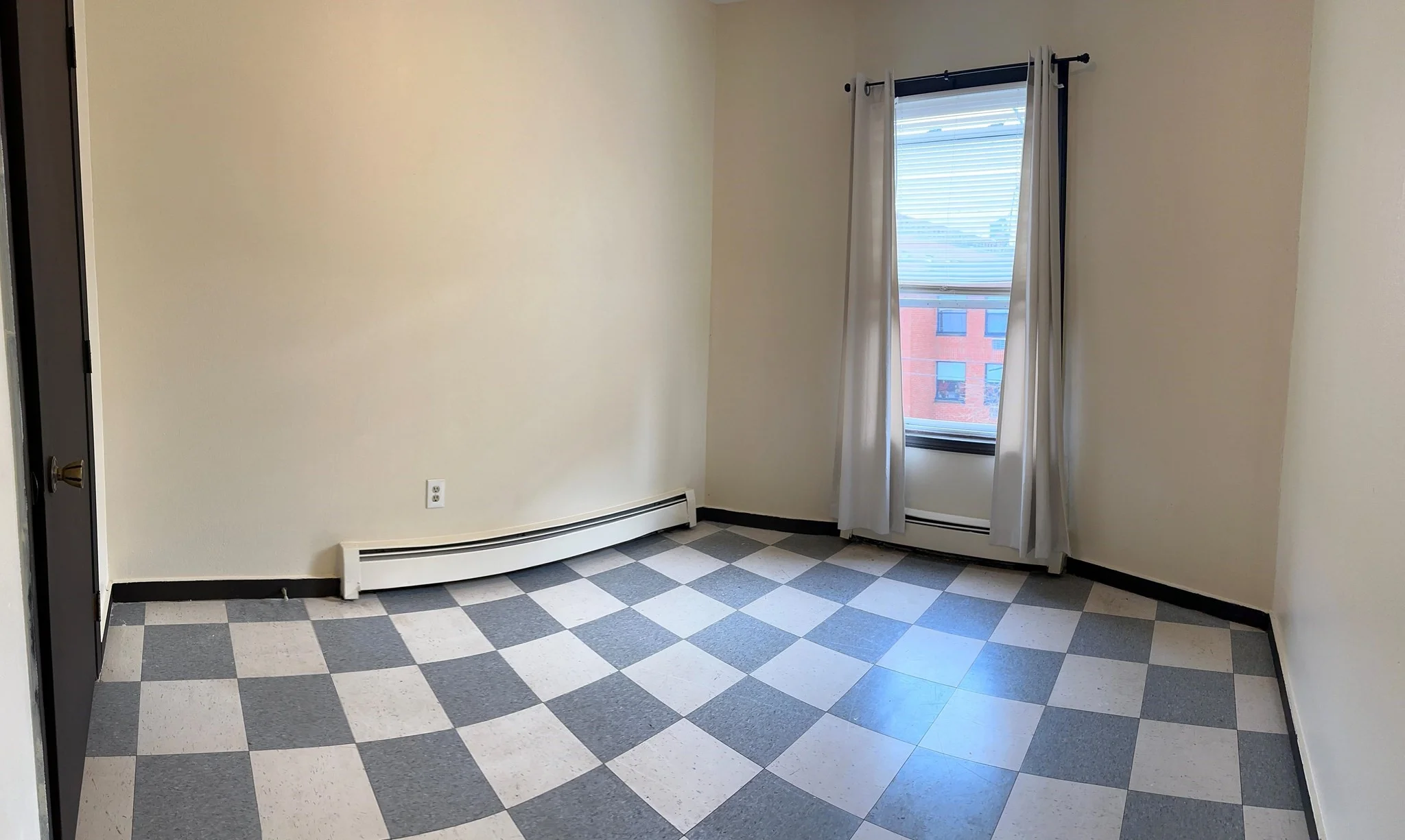 2 bed, 1 bath apartment for rent at 109 Garden St Unit 2, Lawrence — photo 6 of 12