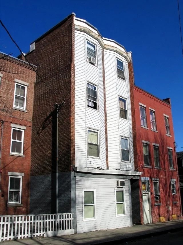2 bed, 1 bath apartment for rent at 109 Garden St Unit 2, Lawrence — photo 1 of 12