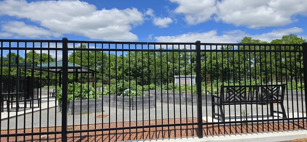 2 bed, 1 bath apartment for rent at 109 Green Hill Pkwy Unit 1, Worcester — photo 30 of 32
