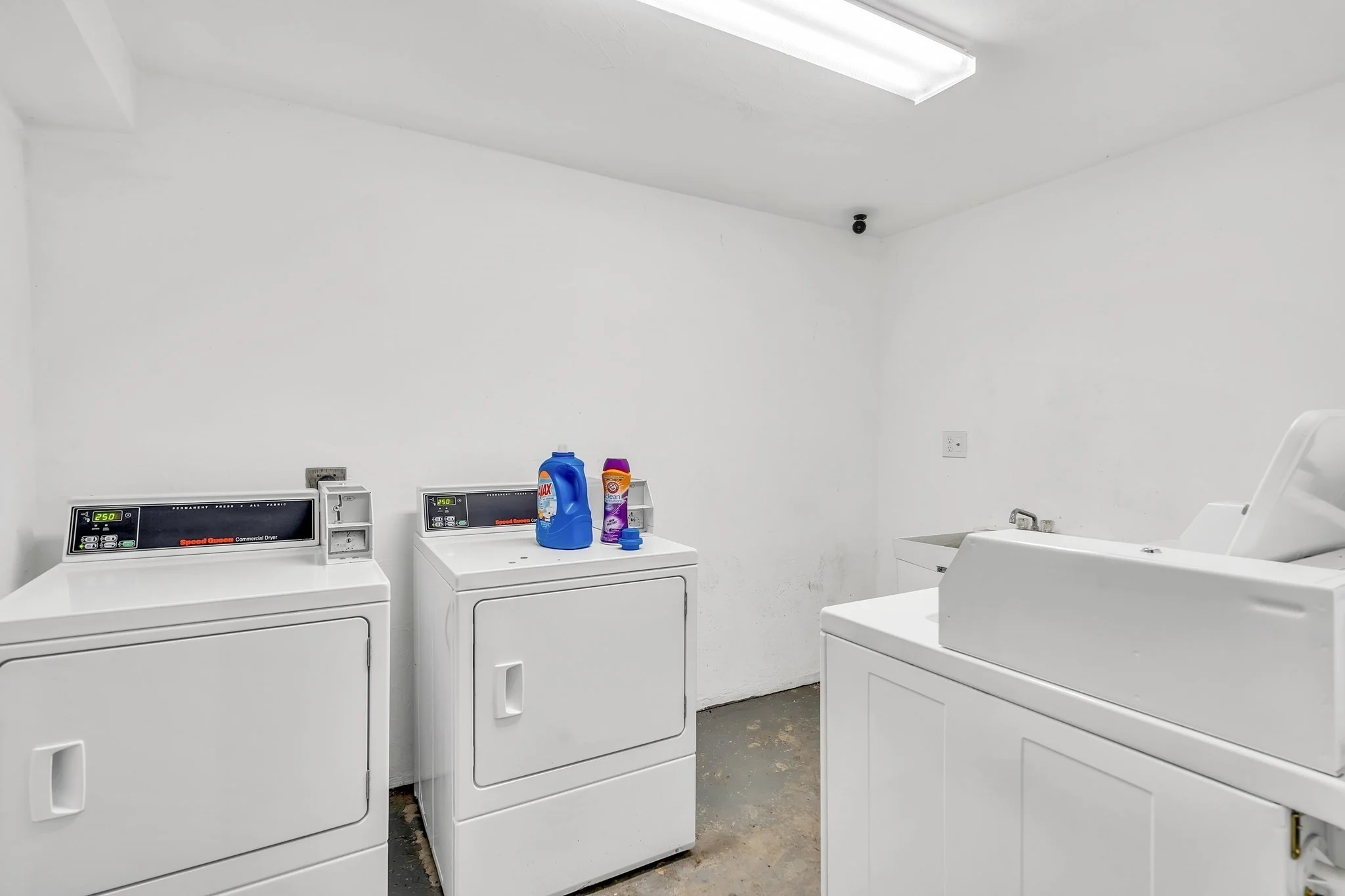 3 bed, 1 bath apartment for rent at 109 Harrishof St Unit 1, Roxbury — photo 16 of 18